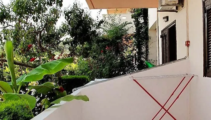 Skentos Apartmanhotel