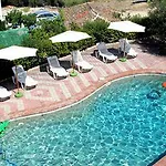 Skentos Apart Otel Kriopigi