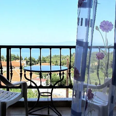 Aparthotel Skentos *