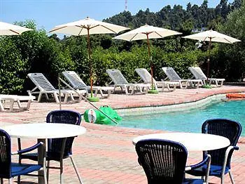 Apart Otel Skentos