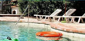 Skentos Aparthotel Kriopigi