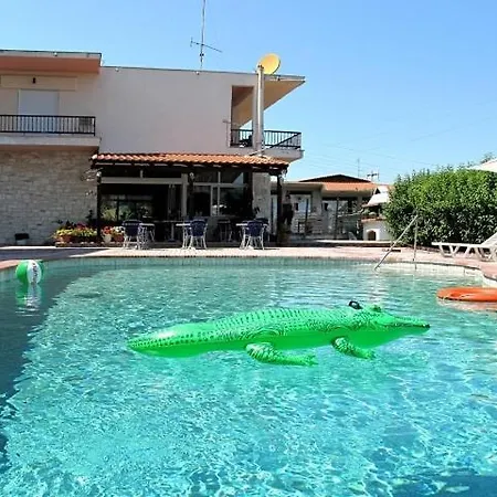 Apartmanhotel Skentos *