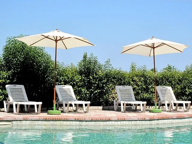 Skentos Apart Otel *