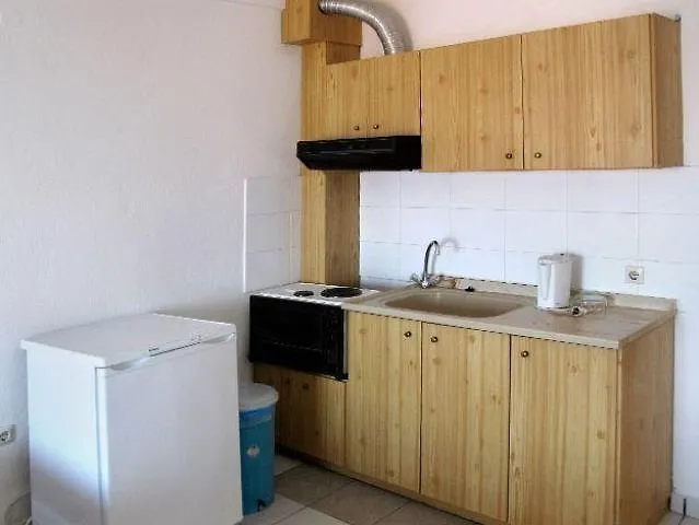 Skentos Apart Otel Kriopigi